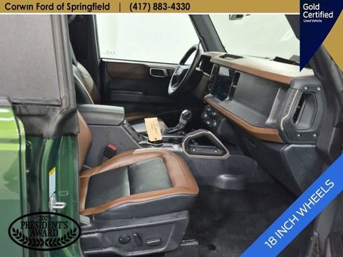 Used 2024 Ford Bronco Outer Banks AWD/4WD image 13