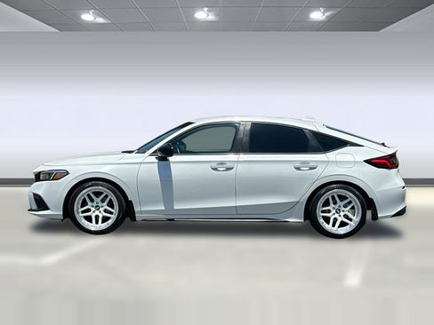 Used 2022 Honda Civic Sport image 2