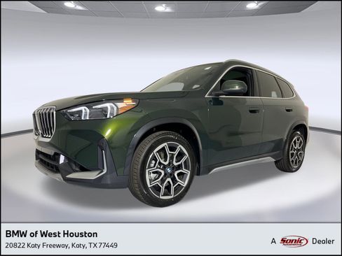 Used 2025 BMW X1 xDrive28i w/ Premium Package image 1