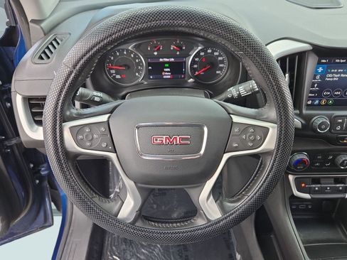 Used 2022 GMC Terrain SLT w/ Infotainment Package II image 14