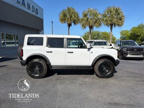 New 2026 Ford Bronco Outer Banks w/ Sasquatch Package image 9