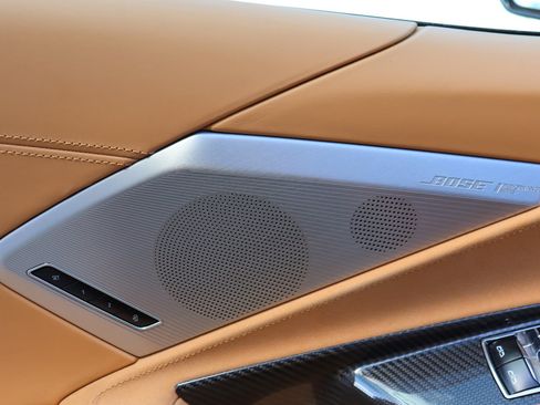 Used 2021 Chevrolet Corvette Stingray Premium Cpe w/ Z51 Performance Package RWD image 18