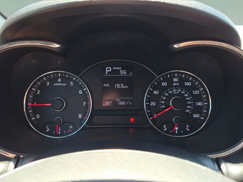 Used 2017 Kia Forte LX FWD image 21