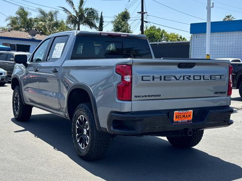 Used 2024 Chevrolet Silverado 1500 ZR2 w/ Technology Package image 7
