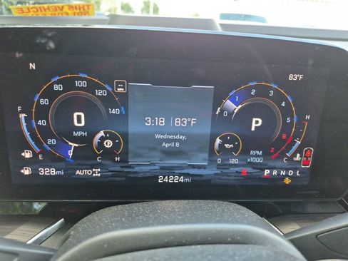 Used 2025 Chevrolet Tahoe LT image 6