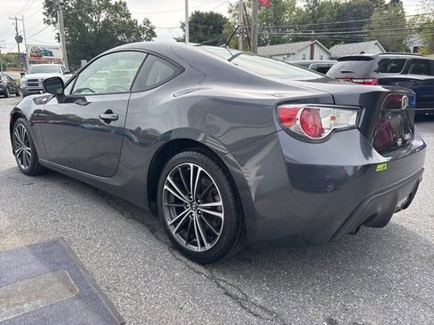 Used 2013 Scion FR-S image 3