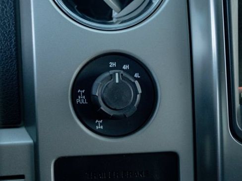 Used 2014 Ford F150 FX4 w/ Equipment Group 402A Luxury AWD/4WD image 47