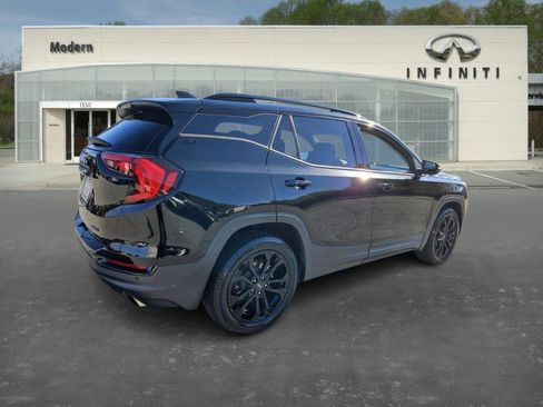 Used 2020 GMC Terrain SLT w/ Preferred Package image 4