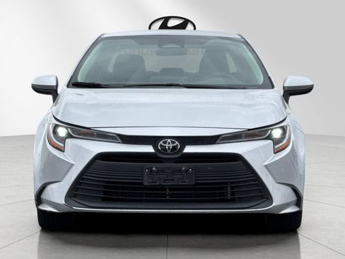 Used 2023 Toyota Corolla LE FWD image 8