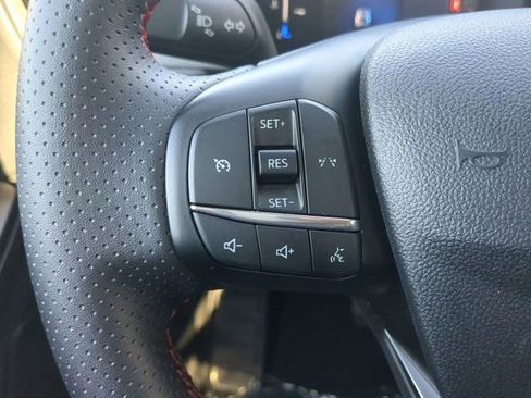 Used 2025 Ford Escape ST-Line FWD image 22