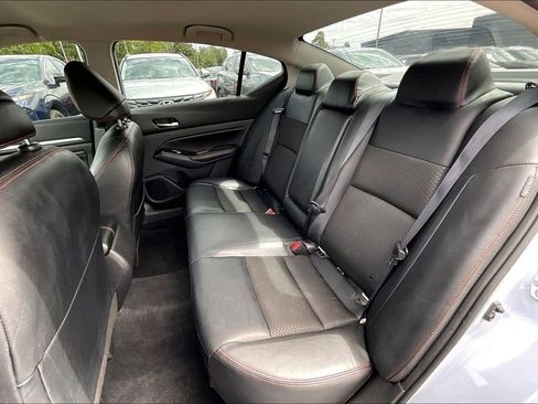 Used 2023 Nissan Altima 2.5 SR FWD image 36