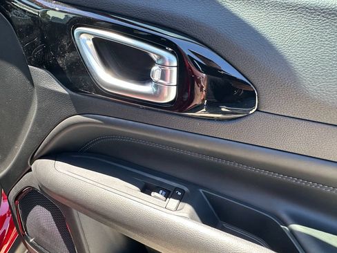 New 2026 Jeep Compass Latitude AWD/4WD image 15