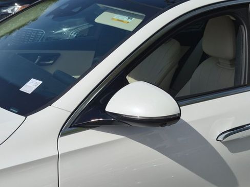 Used 2024 Mercedes-Benz E 350 4MATIC Sedan image 15