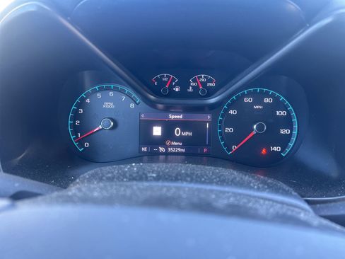 Used 2022 Chevrolet Colorado Z71 w/ Safety Package image 11