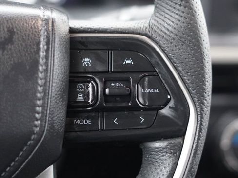 Certified 2025 Toyota Tacoma TRD Sport image 23