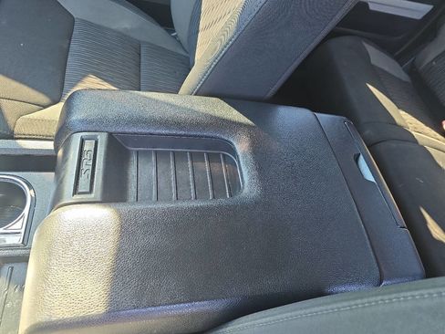 Used 2015 Toyota Tundra SR5 w/ TRD Off Road Package image 32