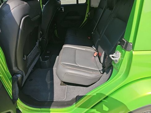 Certified 2026 Jeep Wrangler Unlimited Sahara w/ Safety Group AWD/4WD image 17