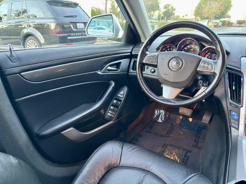 Used 2011 Cadillac CTS AWD Wagon image 26