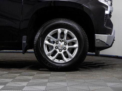 Used 2023 Chevrolet Silverado 1500 LT image 39
