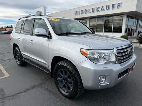 Used 2013 Toyota Land Cruiser image 1