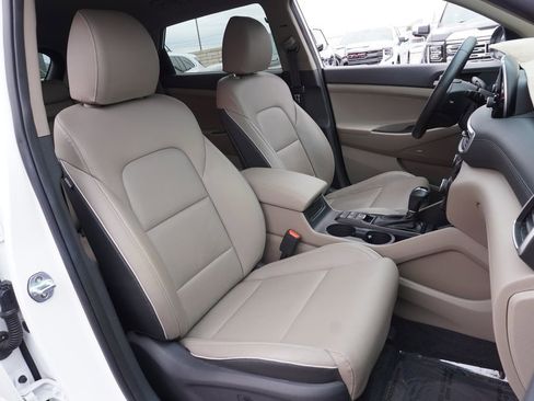 Used 2019 Hyundai Tucson Limited w/ Cargo Package image 12