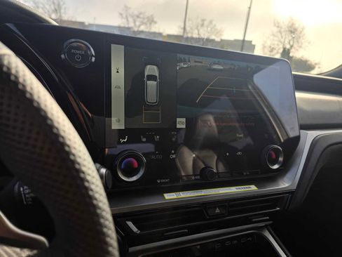 New 2026 Lexus TX 500h AWD image 29