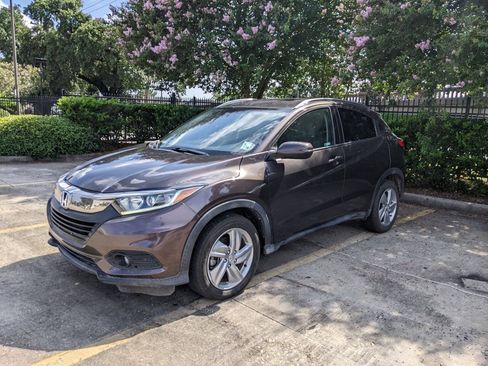 Used 2019 Honda HR-V EX image 4