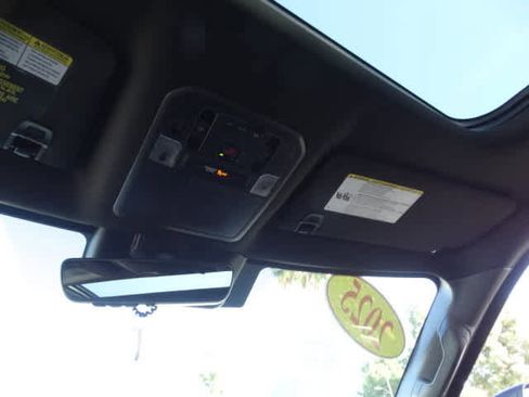 Used 2025 Toyota Sequoia Limited image 38