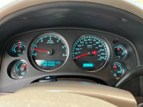 Used 2012 GMC Sierra 1500 SLT w/ SLT Convenience Package AWD/4WD image 25