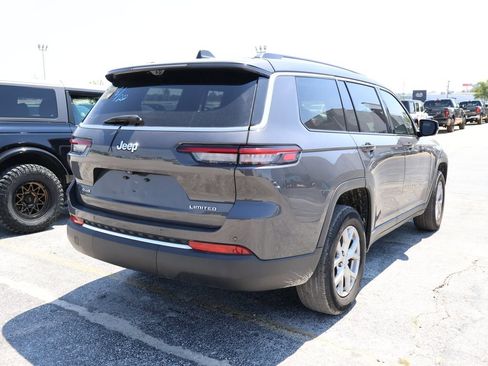 Used 2023 Jeep Grand Cherokee L Limited w/ Luxury Tech Group II AWD/4WD image 15