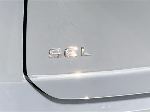 New 2026 Volkswagen Atlas Cross Sport SEL AWD/4WD image 15