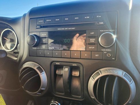 Used 2012 Jeep Wrangler Sport image 20