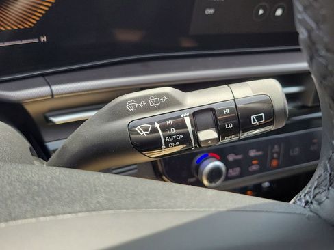 New 2026 Kia Sportage EX FWD image 31