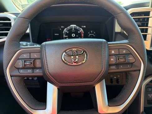 New 2026 Toyota Tundra Limited AWD/4WD image 17