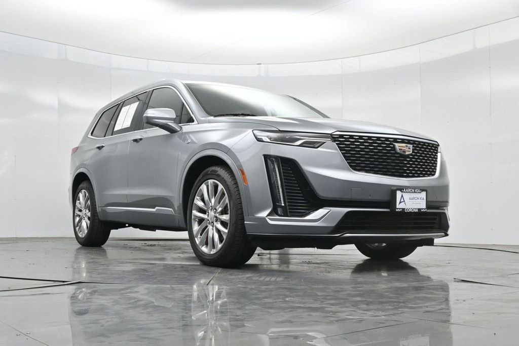 Used 2023 Cadillac XT6 Premium Luxury FWD image 53