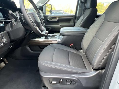 Certified 2024 Chevrolet Silverado 1500 RST w/ Z71 Off-Road Package image 14