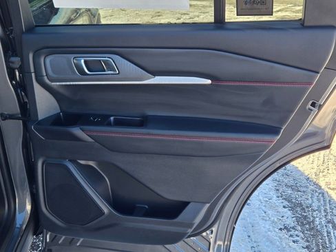 New 2026 Ford Explorer ST-Line image 8