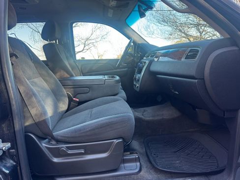 Used 2008 GMC Yukon SLE w/ Convenience Package image 14