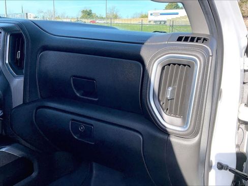 Used 2020 GMC Sierra 2500 Denali w/ Denali Ultimate Package image 18