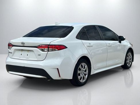 Used 2021 Toyota Corolla LE FWD image 5