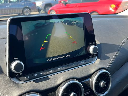 Used 2025 Nissan Sentra SV image 23