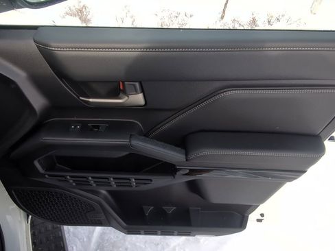 Used 2026 Toyota 4Runner Limited image 28