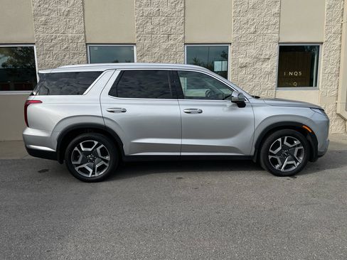 Used 2025 Hyundai Palisade Limited image 6