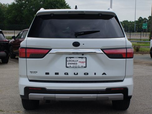 Used 2024 Toyota Sequoia Limited w/ Tow Technology Package AWD/4WD image 3