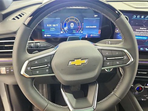 New 2026 Chevrolet Traverse High Country FWD image 36