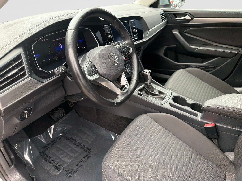 Used 2024 Volkswagen Jetta S FWD image 21