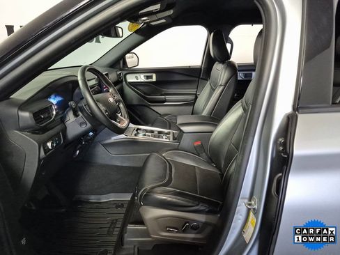 Used 2020 Ford Explorer ST image 9