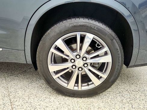 Used 2020 Cadillac XT6 Premium Luxury image 9