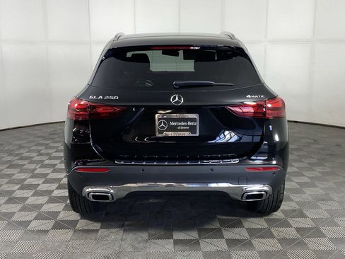 Certified 2025 Mercedes-Benz GLA 250 4MATIC image 9
