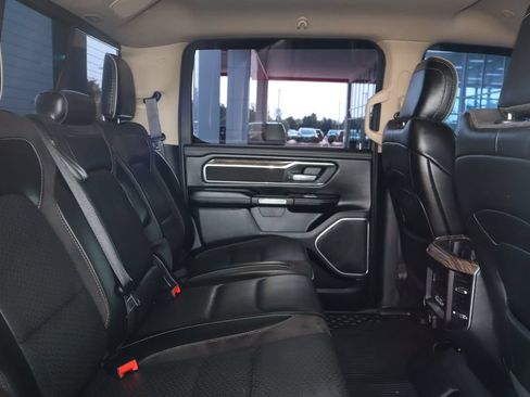 Used 2019 RAM 1500 Laramie AWD/4WD image 39
